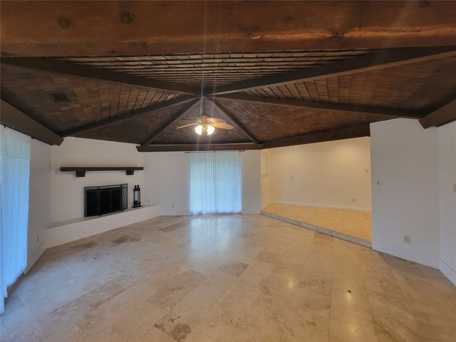 3902 E Bankhead Highway, Weatherford, TX 76087
