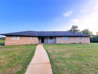 3902 E Bankhead Highway, Weatherford, TX 76087