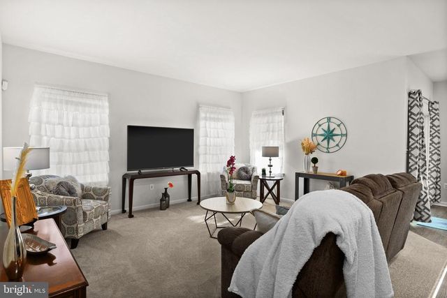 9323 WOOD CREEK CIR, Fredericksburg, VA 22407