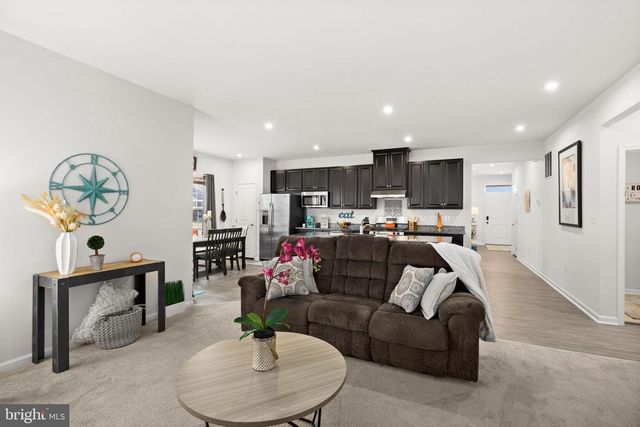 9323 WOOD CREEK CIR, Fredericksburg, VA 22407