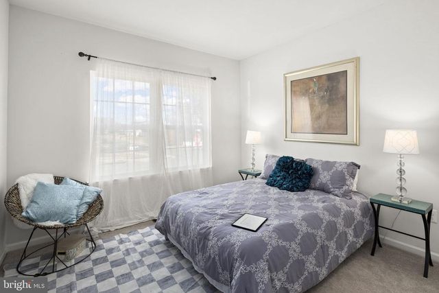 9323 WOOD CREEK CIR, Fredericksburg, VA 22407