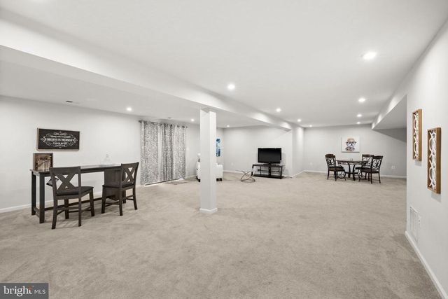 9323 WOOD CREEK CIR, Fredericksburg, VA 22407