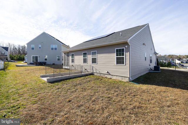 9323 WOOD CREEK CIR, Fredericksburg, VA 22407