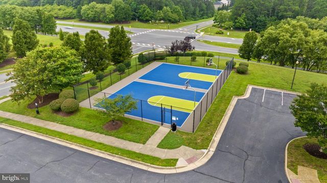 9323 WOOD CREEK CIR, Fredericksburg, VA 22407