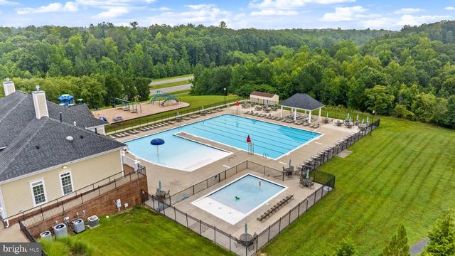 9323 WOOD CREEK CIR, Fredericksburg, VA 22407