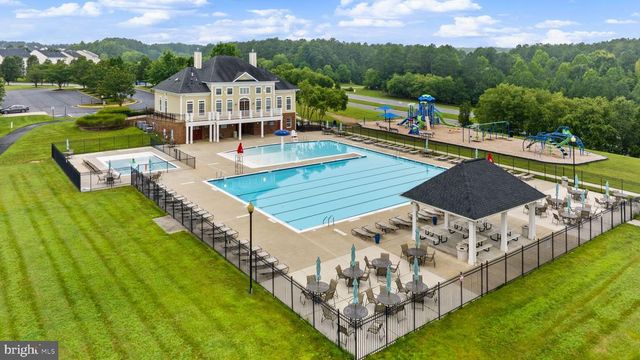 9323 WOOD CREEK CIR, Fredericksburg, VA 22407