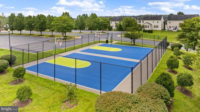 9323 WOOD CREEK CIR, Fredericksburg, VA 22407