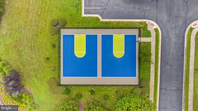 9323 WOOD CREEK CIR, Fredericksburg, VA 22407