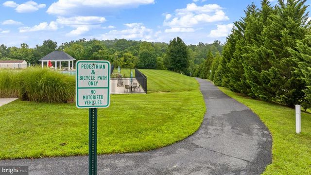 9323 WOOD CREEK CIR, Fredericksburg, VA 22407