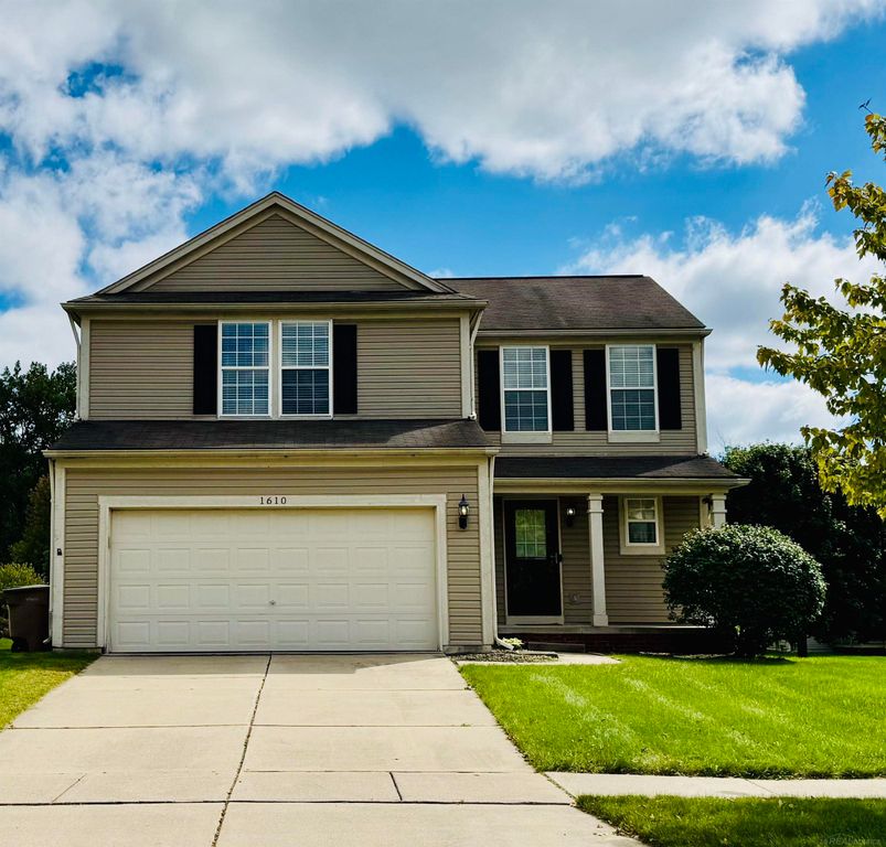1610 Savanna Drive, Pontiac, MI 48340
