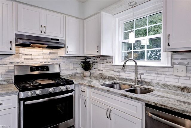 108 Candlestick PL, Williamsburg, VA 23185