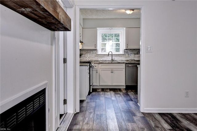 108 Candlestick PL, Williamsburg, VA 23185