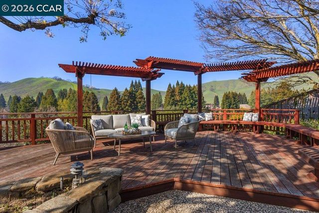 182 Golden Ridge Road, Alamo, CA 94507