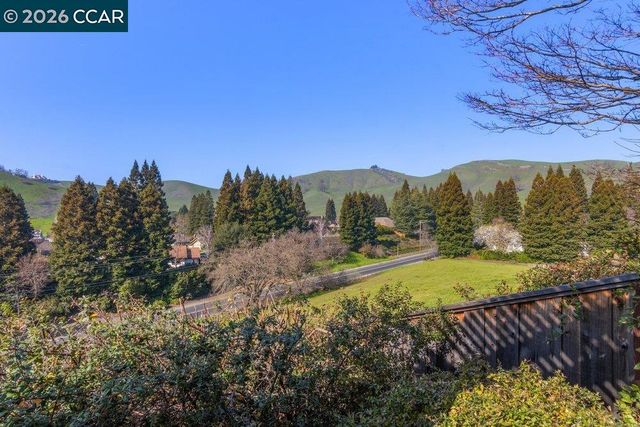 182 Golden Ridge Road, Alamo, CA 94507