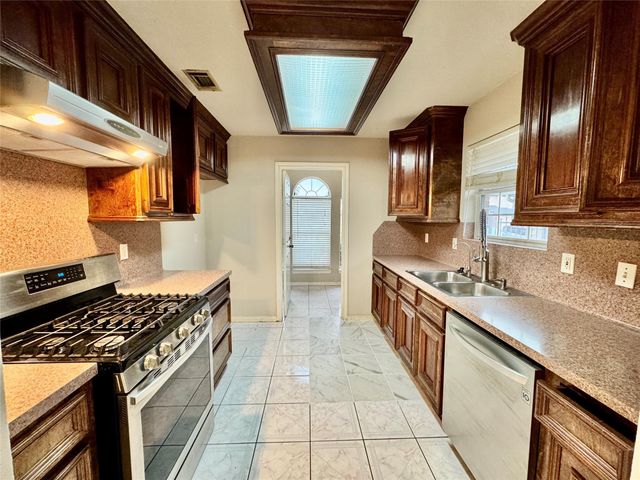 11638 Highland Meadow Drive, Houston, TX 77089