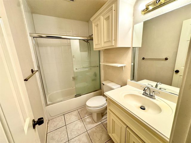 11638 Highland Meadow Drive, Houston, TX 77089