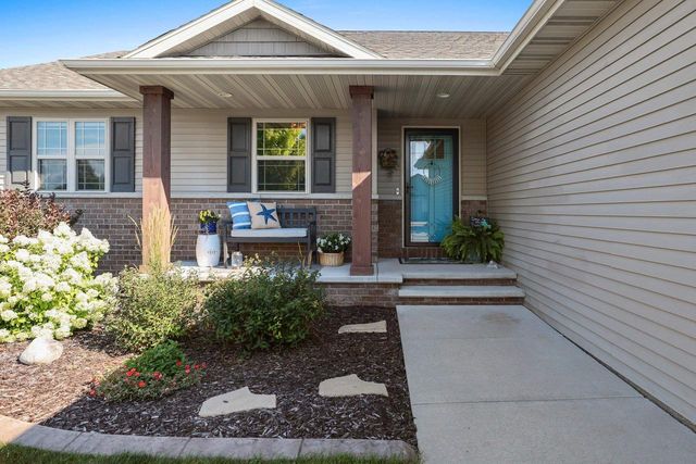 W6438 SAWTOOTH STREET, Menasha, WI 54952