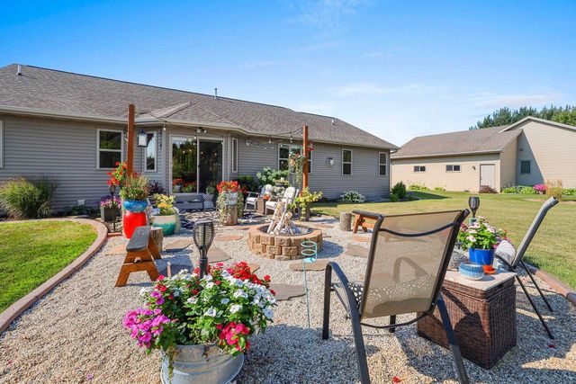 W6438 SAWTOOTH STREET, Menasha, WI 54952
