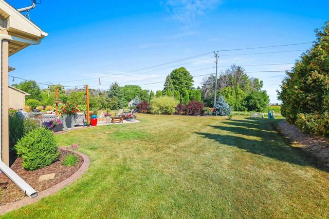 W6438 SAWTOOTH STREET, Menasha, WI 54952
