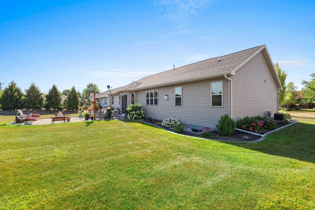 W6438 SAWTOOTH STREET, Menasha, WI 54952