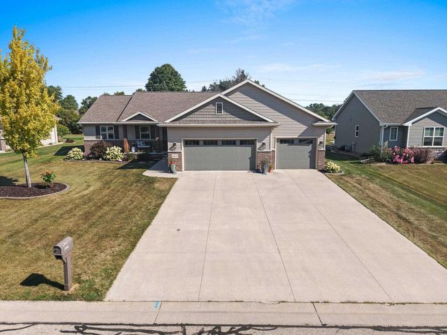 W6438 SAWTOOTH STREET, Menasha, WI 54952