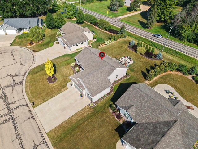 W6438 SAWTOOTH STREET, Menasha, WI 54952