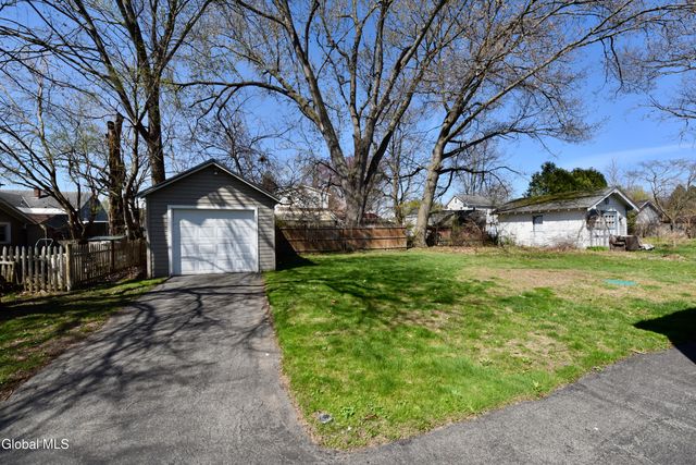 1929 Amsterdam Avenue, Rotterdam, NY 12303