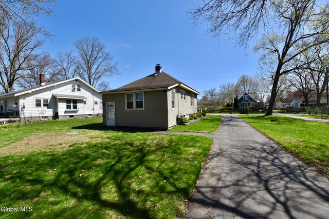 1929 Amsterdam Avenue, Rotterdam, NY 12303