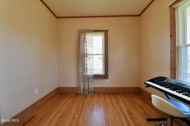 1929 Amsterdam Avenue, Rotterdam, NY 12303