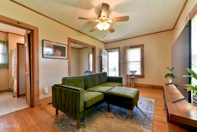 1929 Amsterdam Avenue, Rotterdam, NY 12303