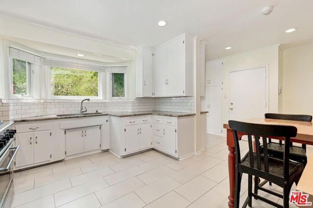 1318 San Ysidro Drive, Beverly Hills, CA 90210