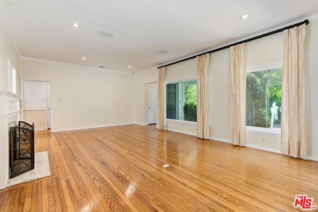 1318 San Ysidro Drive, Beverly Hills, CA 90210