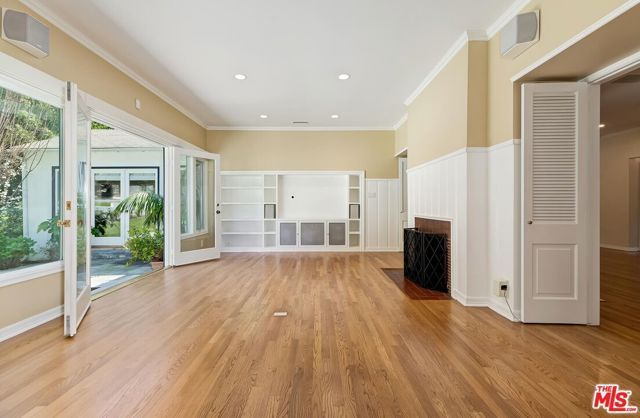 1318 San Ysidro Drive, Beverly Hills, CA 90210