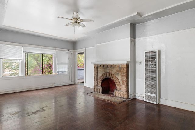 808 61st Street, Oakland, CA 94609