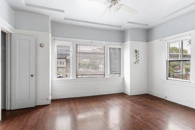 808 61st Street, Oakland, CA 94609