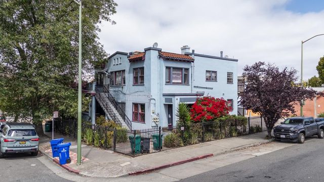 808 61st Street, Oakland, CA 94609