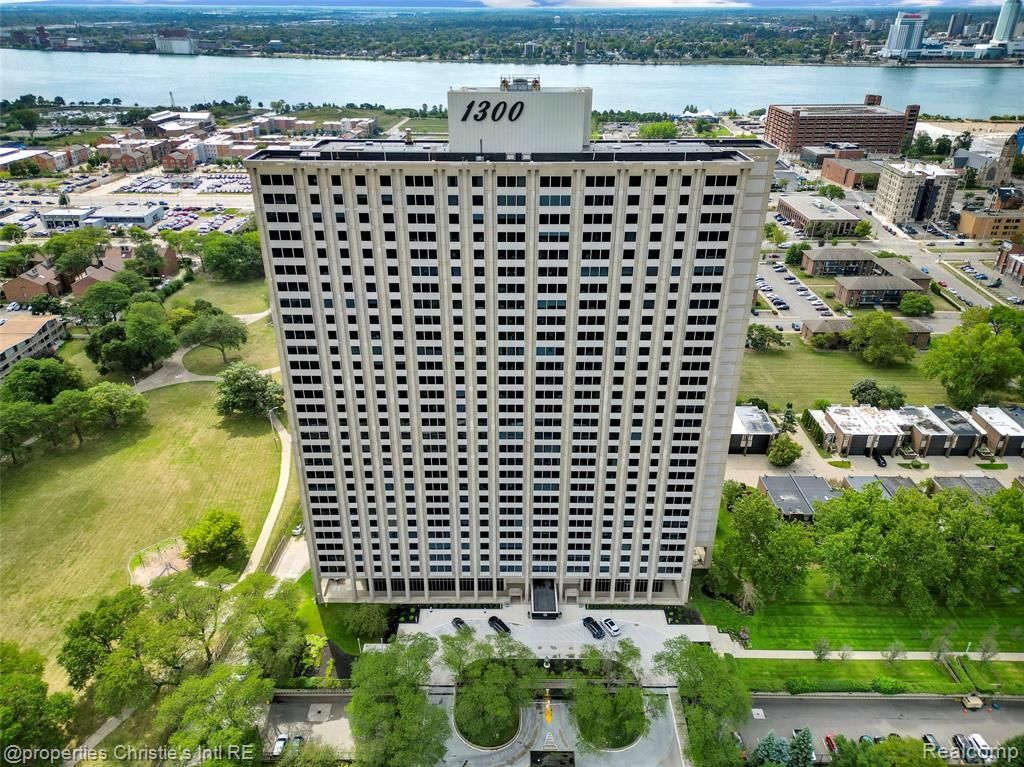 1300 E Lafayette Street 903, Detroit, MI 48207