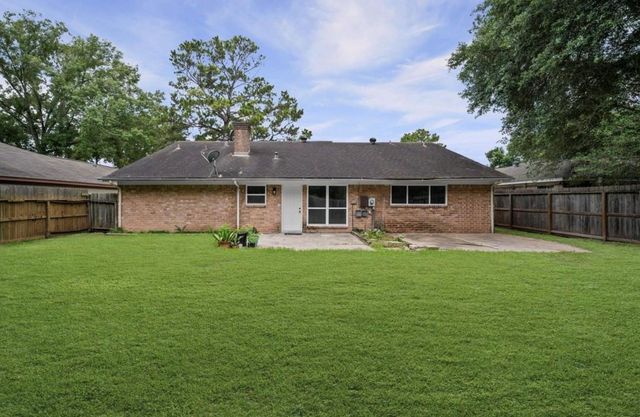 10935 Silkwood Drive, Houston, TX 77031