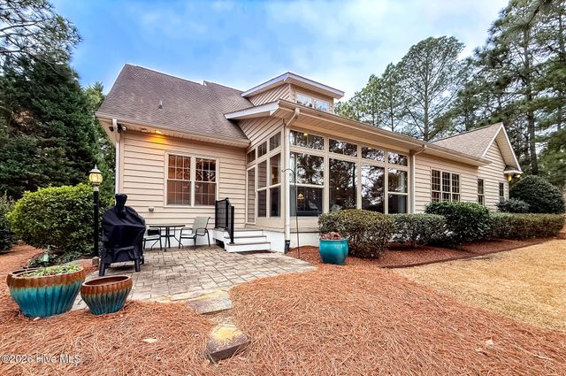 875 Monticello Drive 8, Pinehurst, NC 28374