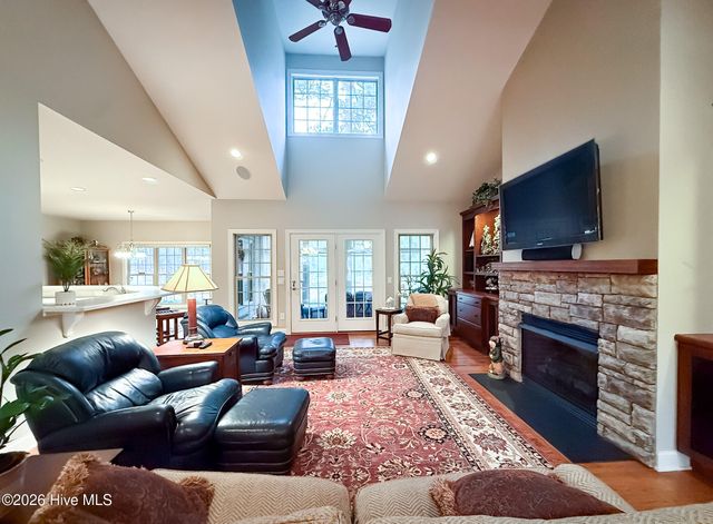 875 Monticello Drive 8, Pinehurst, NC 28374