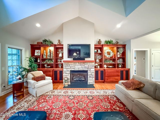 875 Monticello Drive 8, Pinehurst, NC 28374