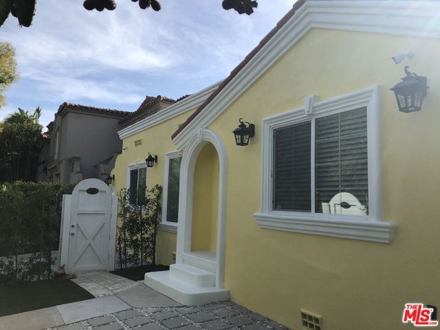 257 N La Peer Drive, Beverly Hills, CA 90211