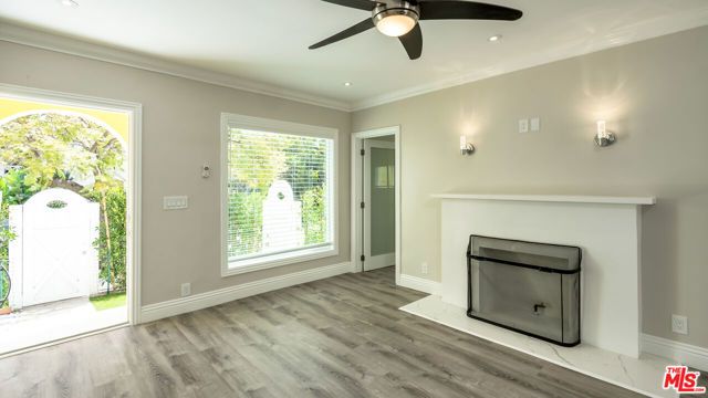 257 N La Peer Drive, Beverly Hills, CA 90211