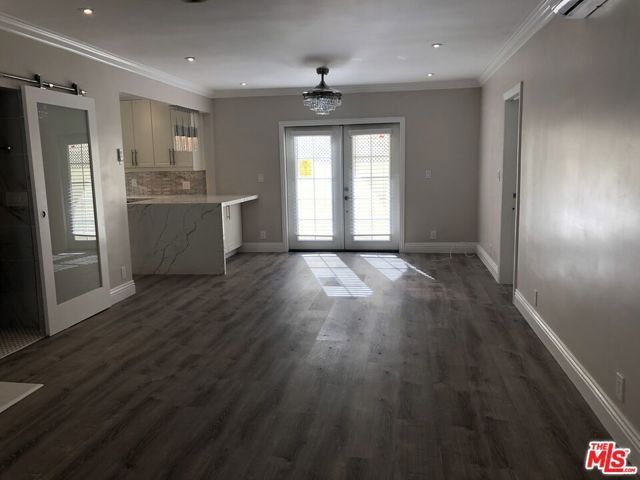 257 N La Peer Drive, Beverly Hills, CA 90211