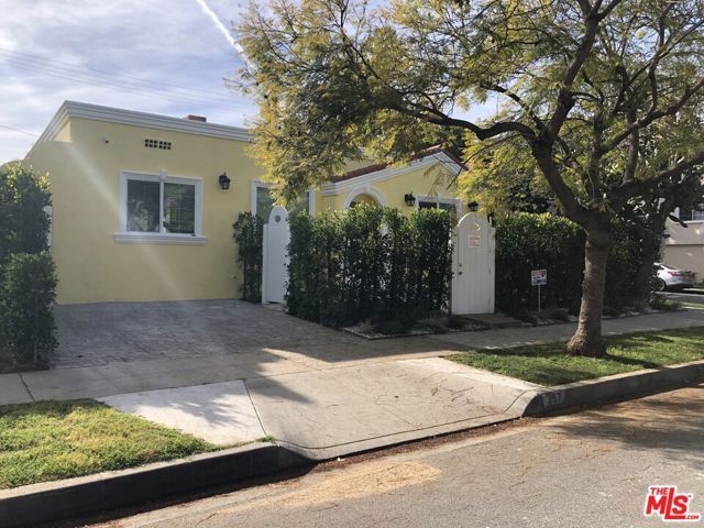 257 N La Peer Drive, Beverly Hills, CA 90211