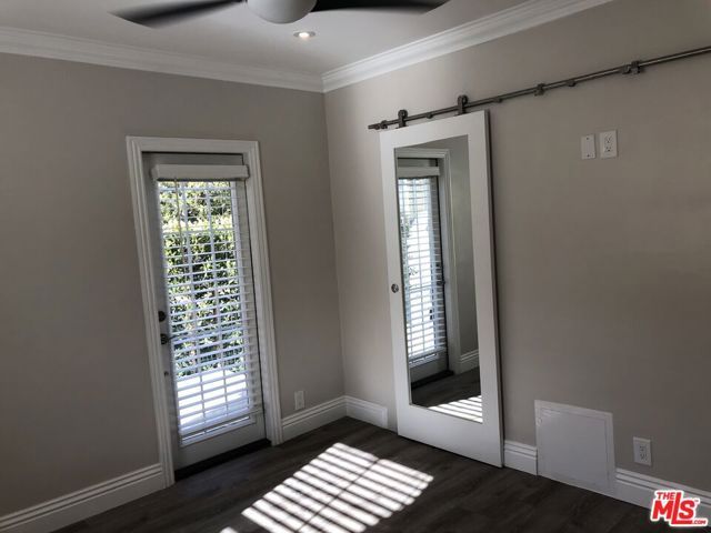 257 N La Peer Drive, Beverly Hills, CA 90211