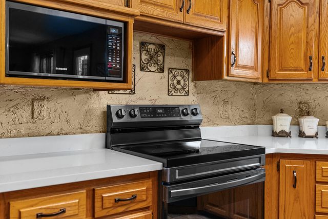 3107 N Bobwhite Drive, Ozark, MO 65721