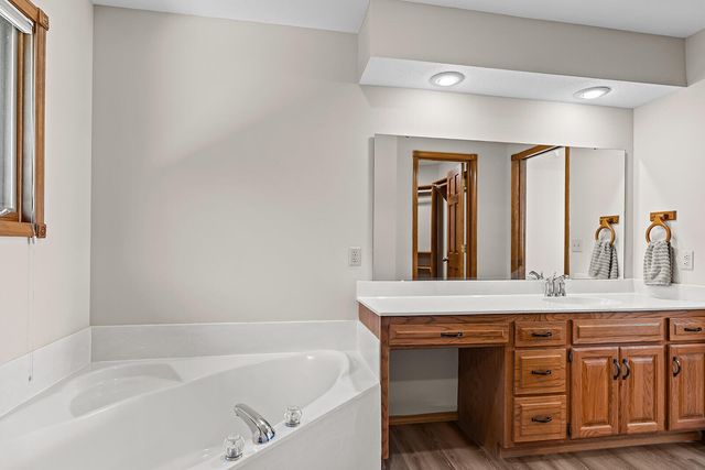 3107 N Bobwhite Drive, Ozark, MO 65721