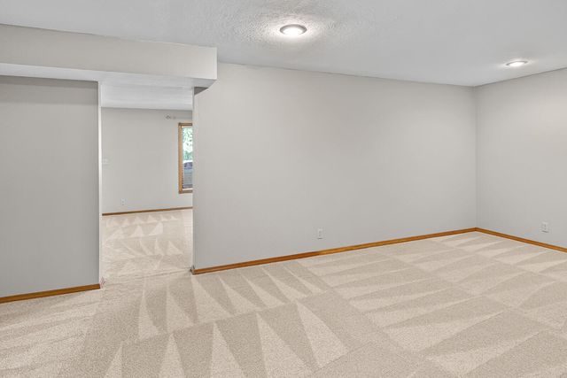 3107 N Bobwhite Drive, Ozark, MO 65721