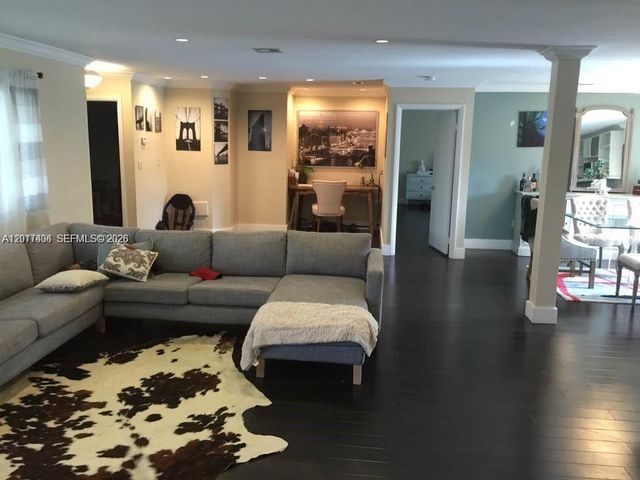 8401 SW 107th Avenue 316E, Miami, FL 33173